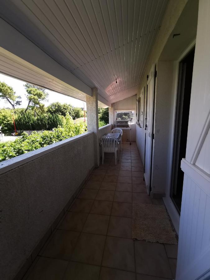 Petite Maisonnette De Plein Pied Le Taillan-Médoc Exterior foto